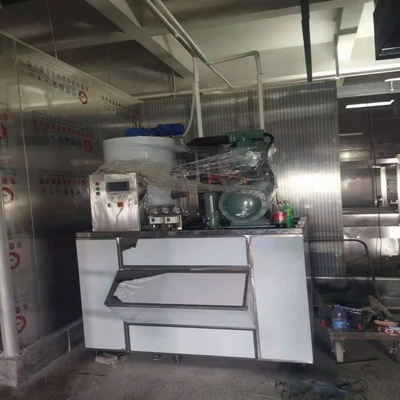 고성능  3.94kw~90kw 상업적 얼음은 기계 1 톤을 얇은 조각으로 벗겨집니다